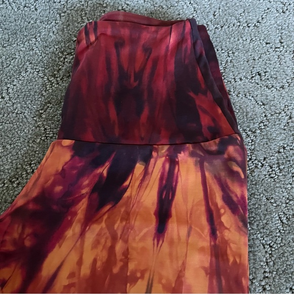 NWOT Women’s Booty by Brabants High Waisted Marble Flame Tie Dye Leggings OS - Picture 3 of 6
